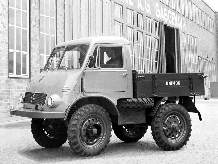 Mercedes-Benz Unimog U25 1953 года  (фото 1 из 4)